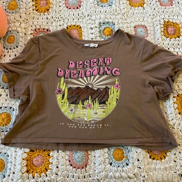 love and lazy days Tops - cute summer crop top ! 🌵🏜️